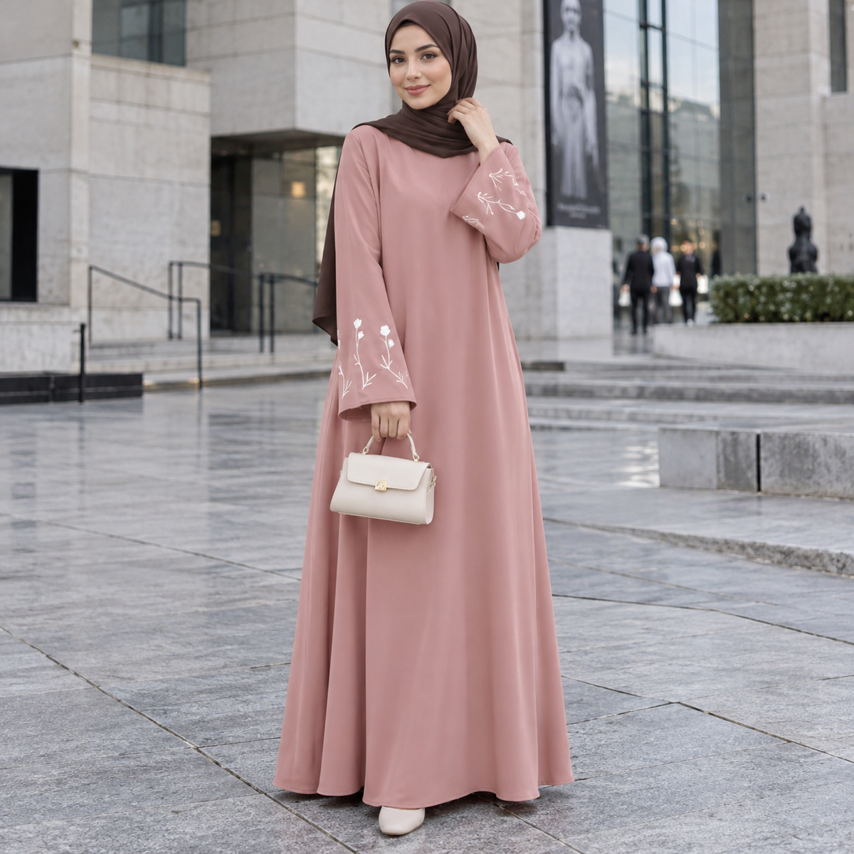 عباية بأكمام مطرزة بالزهور real-life styling