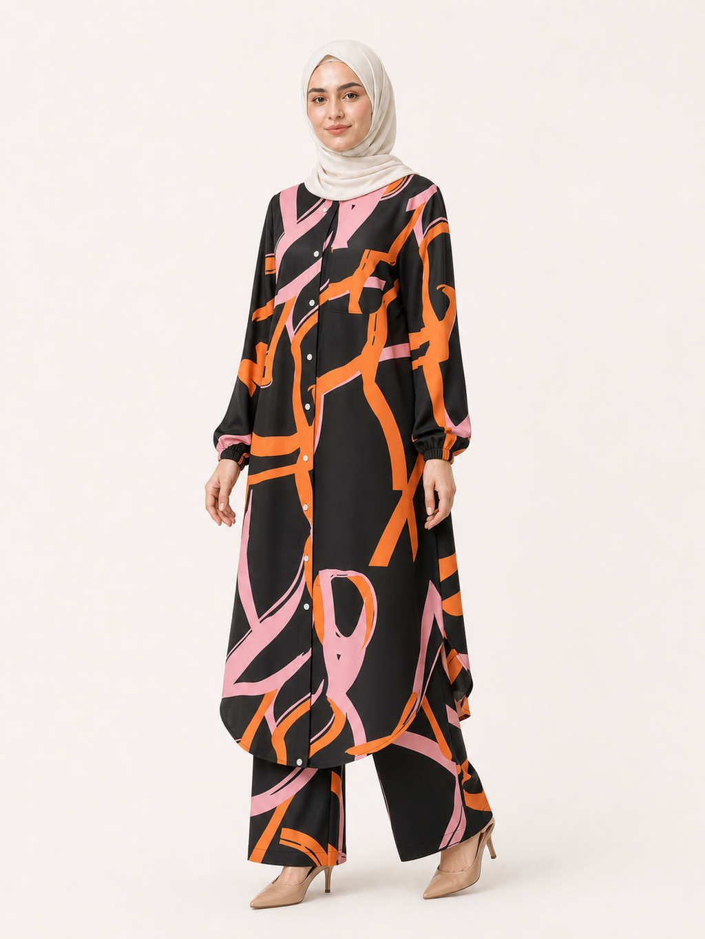 ZOALIN-SKU-COLOR-AUDIT-20260711-P03-04 | Printed Flow Tunic & Wide-Leg Pants Set | Black Orange Print front view